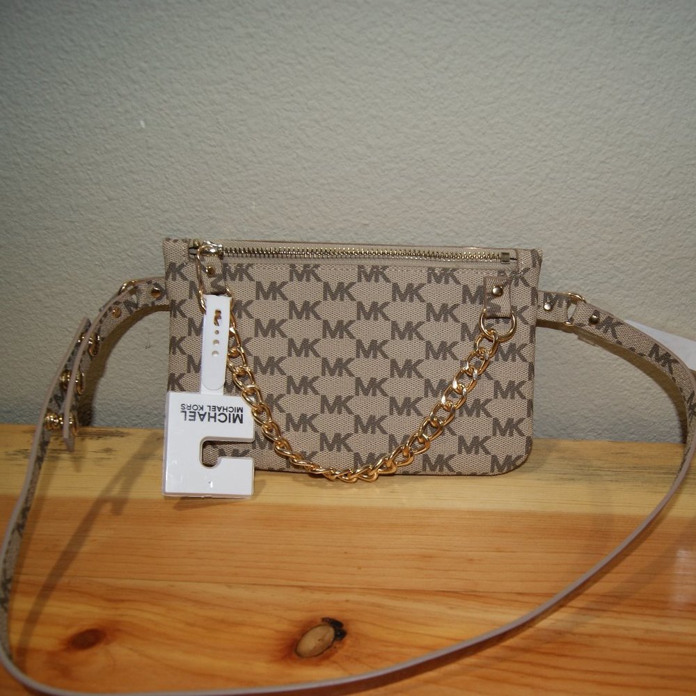 NWT-Michael Kors Fanny Pack